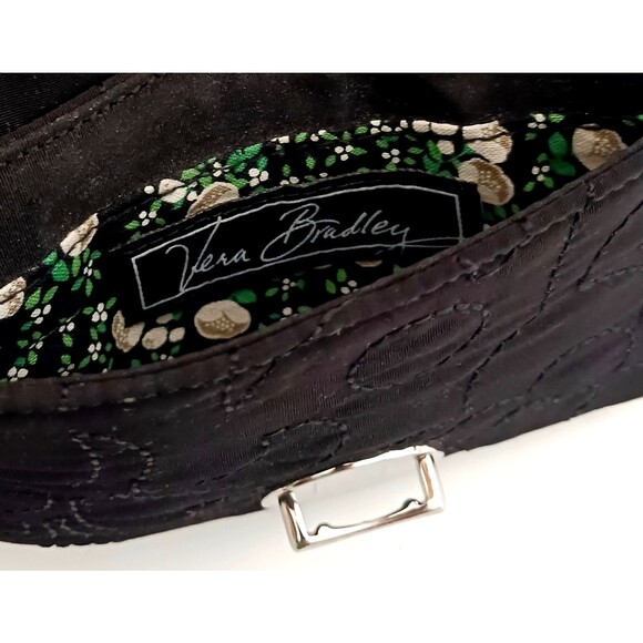 Vera Bradley Blk Quilt Microfiber ID Wallet w Keyring Silver Pushlock 6X4 - Picture 6 of 6